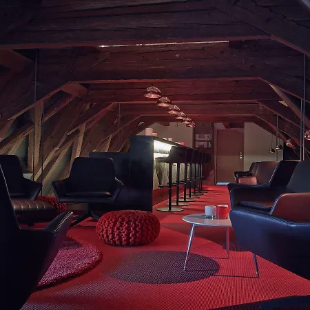 施罗斯堡精品酒店 图恩